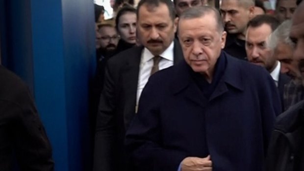 Ərdoğan İstanbulda müalicə alan mədən işçilərini ziyarət etdi