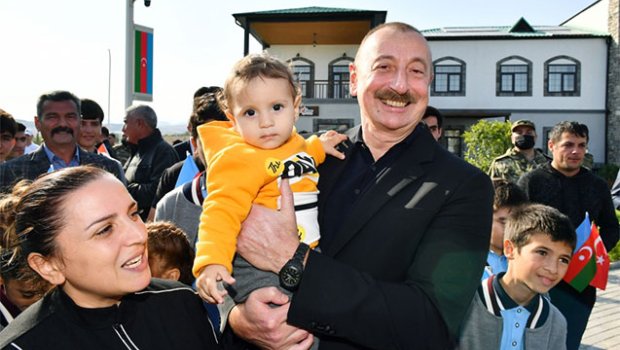 “Qanlı göz yaşları ilə çıxıb, sevinc yaşları ilə qayıtdıq” – Ağalı sakinlərinin Prezidentlə GÖRÜŞÜNDƏN - VİDEO