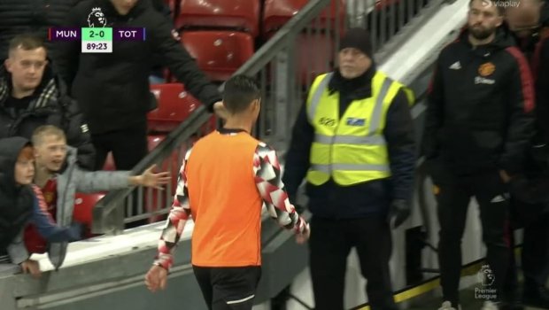 Ronaldonu bu dəfə də oyuna buraxmadılar - Stadionu tərk etdi