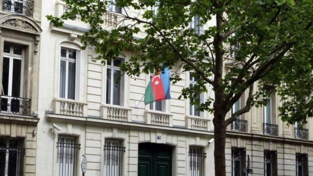 Fransadakı səfirliyimizə hücum edən erməniyə qarşı cinayət işi qaldırıldı