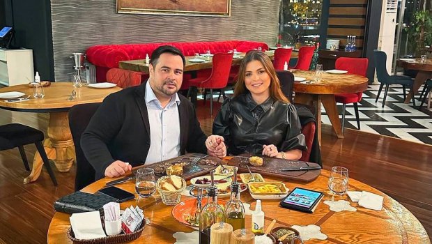 Həyat yoldaşı Sevdanın gizlin VİDEOSUNU çəkdi 