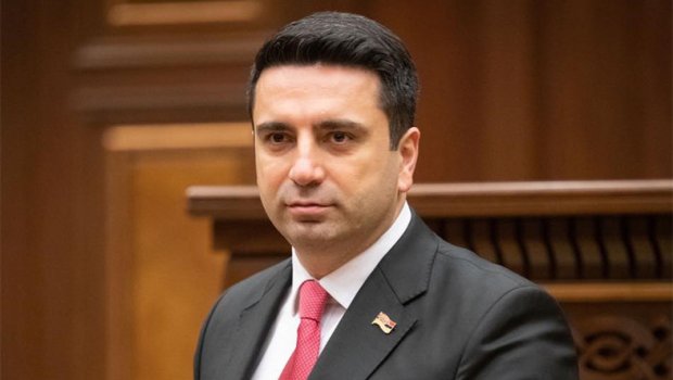 Ermənistan parlamentinin sədri: 