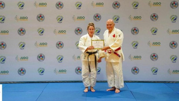 Daha bir cüdo hakiminin kateqoriyası yüksəldi