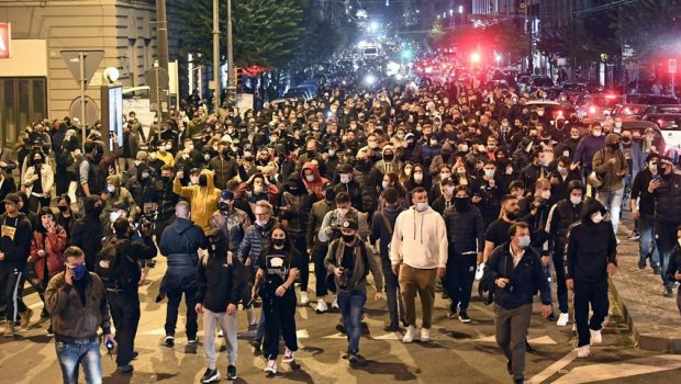İtaliyada Ukrayna üçün 30 min insan TOPLAŞDI 