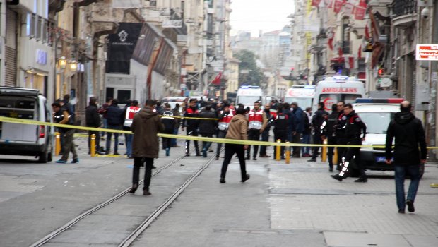 İstanbul partlayışında ölənlərin sayı 5-ə çatdı - 36 yaralı var - YENİLƏNİB - VİDEO