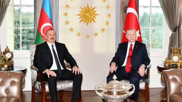 İlham Əliyev Ərdoğana başsağlığı verdi: “Partlayış xəbərindən olduqca sarsıldıq”