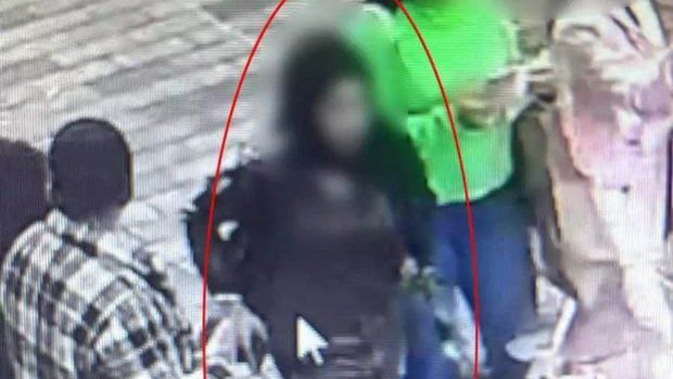 Türk polisi İstanbulda bomba qoyan QADINI SAXLADI - VİDEO