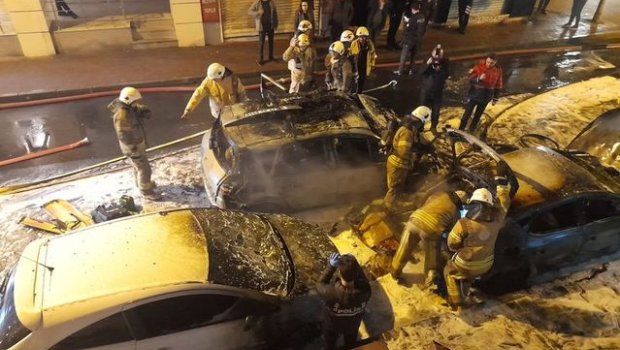 SON DƏQİQƏ! İstanbulda növbəti partlayış – FOTO/VİDEO 
