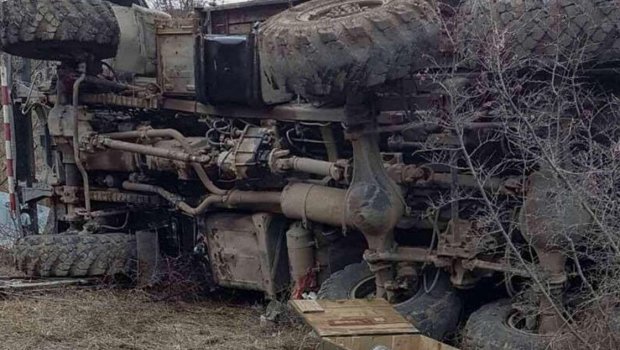Ermənistanda hərbi yük maşını aşdı - Ölən və yaralananlar var