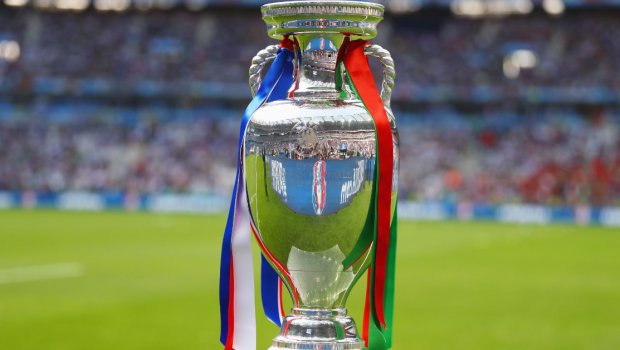 Türkiyə futbol üzrə Avropa çempionatına ev sahibliyi etmək üçün müraciət etdi