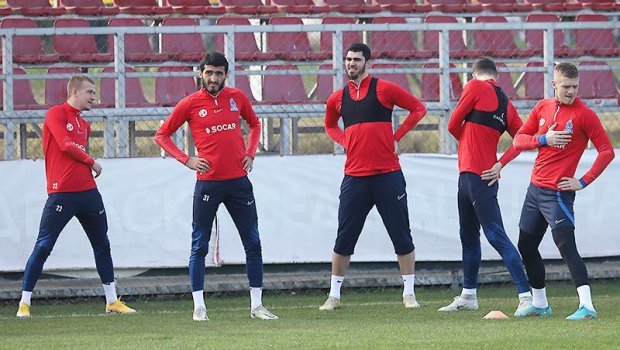 Şimali Makedoniya ilə oynayacaq olan millimiz məşqə çıxdı - FOTO 