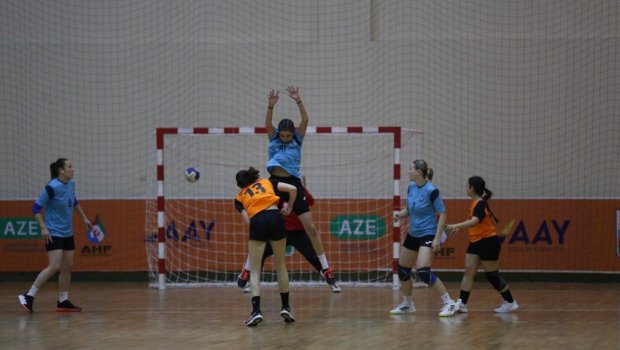 Qadın həndbolçular arasında Azərbaycan çempionatına start verildi