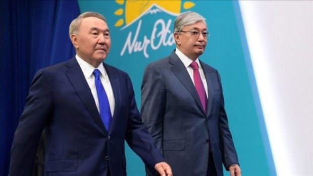 Nazarbayev Tokayevi təbrik etdi 