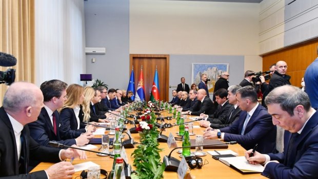 İlham Əliyevin Serbiya Prezidenti ilə geniş tərkibdə görüşü olub - FOTO/VİDEO