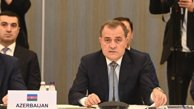 Ceyhun Bayramov Aktauda bəyanat verdi - FOTO