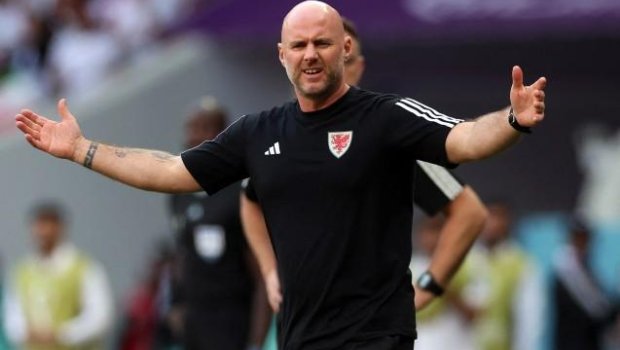 Uels millisinin baş məşqçisi: 