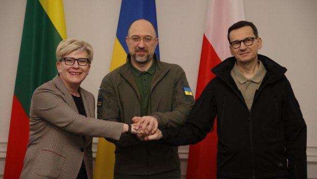 Ukrayna, Polşa və Litva Kiyevə yardımın artırılması üzrə MÜQAVİLƏ İMZALADI