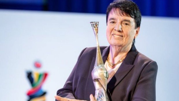 Nona Qaprindaşvili 8-ci dəfə dünya çempionu oldu