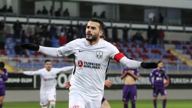 Emin Mahmudov ilk het-trikinə və rekorda İMZA ATDI