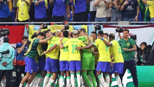 Braziliyanı 1/8 finala yüksəldən qələbə - VİDEO