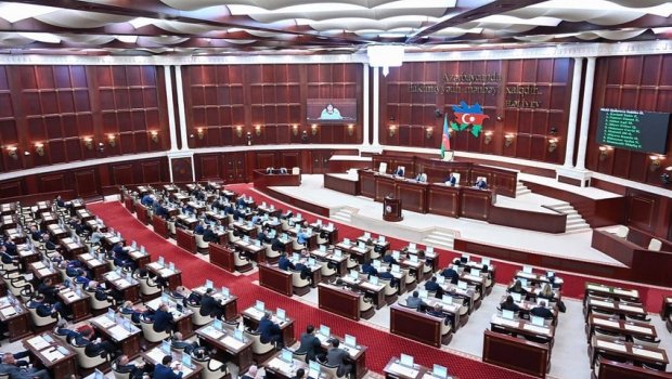 Milli Məclisin növbəti iclası başladı