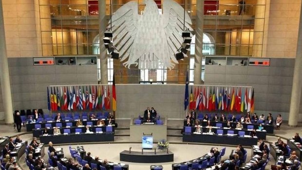 Almaniya Parlamenti Qolodomoru soyqırımı kimi tanıyıb