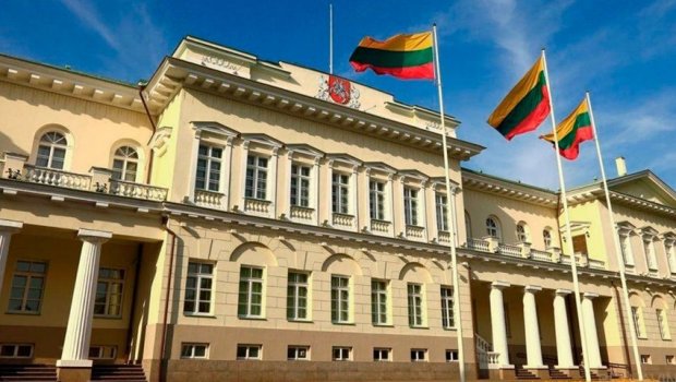 Litva Rusiya səfirliyinin nümayəndəsini ölkəsindən qovdu