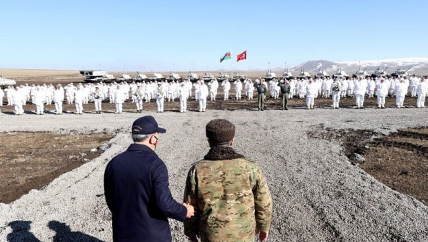 Azərbaycan və Türkiyə generalları birgə təlimi izlədi