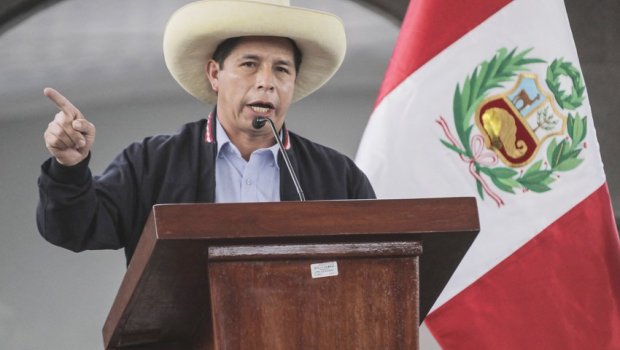 Peruda NƏ BAŞ VERİR? – Prezident hökuməti buraxdı, fövqəladə vəziyyət elan etdi