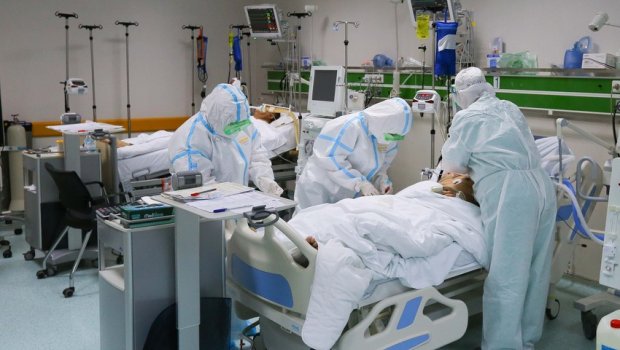 Koronavirus xəstələrinə yardım edən tibb işçilərilə bağlı YENİ XƏBƏR 