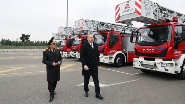 Prezident yeni alınmış xüsusi təyinatlı texnikalarla tanış olub - FOTO/VİDEO