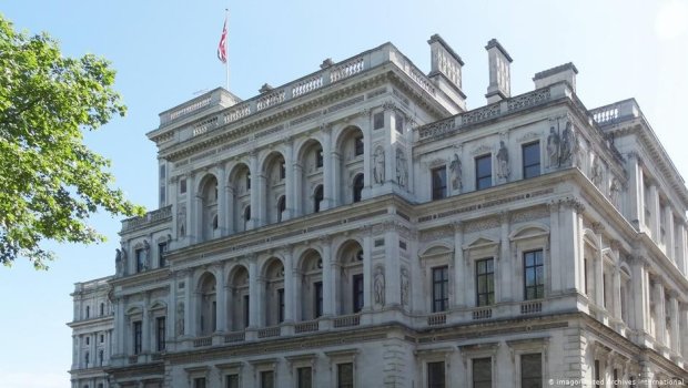 Britaniya XİN-dən İrana XƏBƏRDARLIQ: “Dərhal öz xalqına qarşı zorakılığa son qoymalıdır”