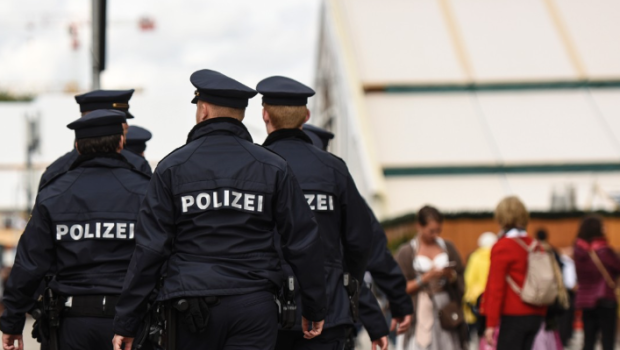 Almaniyada radioya silahlı basqın edilib – Bir nəfər həlak olub 