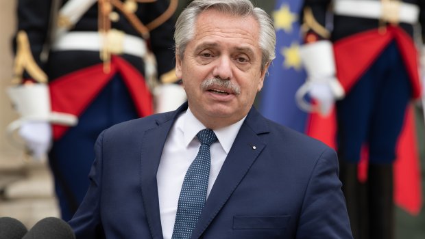 Argentina prezidenti futbolçuları təbrik etdi