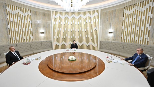 Azərbaycan, Türkiyə və Türkmənistan prezidentlərinin məhdud tərkibdə görüşü keçirilib - FOTO-VİDEO