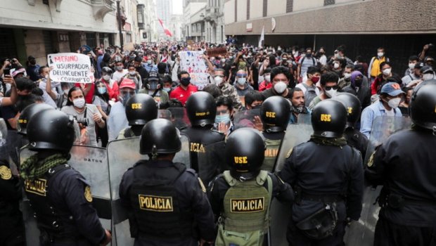 Peruda vəziyyət gərginləşdi