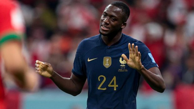 Fransa millisinin 2 futbolçusu komandaya qayıtdı