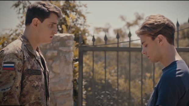 Xarkovlu oğlanla rus əsgərinin SEVGİ ROMANI 