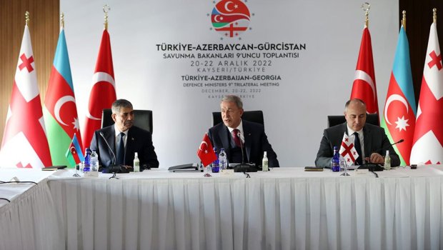 Azərbaycan-Türkiyə-Gürcüstan müdafiə nazirləri bir araya gəldi – FOTO