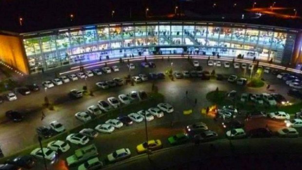 İranda turizm mərkəzi bağlandı - Hicabsız qadınlara xidmət etdiyinə görə...