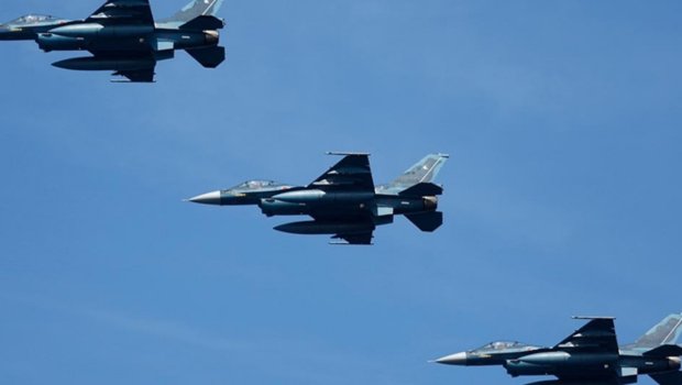 Belarusda qırıcılar havaya qalxdı: Ukraynada həyəcan elan edildi