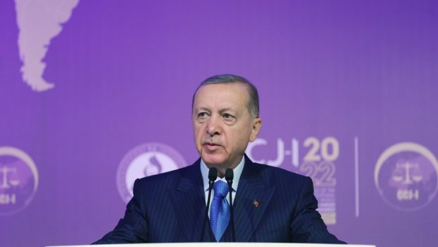 Ərdoğan: “Ronaldoya qarşı siyasi sanksiyalar tətbiq etdilər” - VİDEO