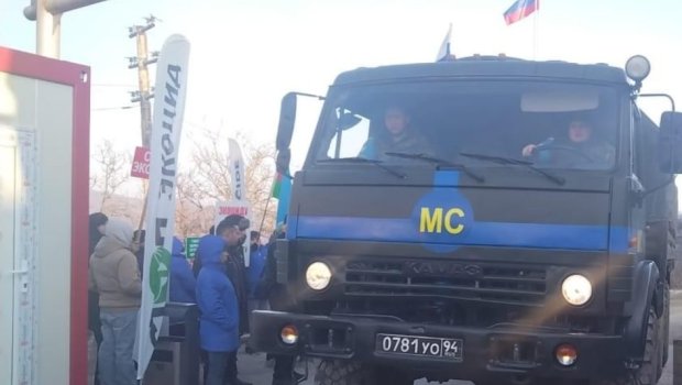 Xankəndidən Laçın istiqamətində sülhməramlıların daha 2 avtomobili keçdi - VİDEO