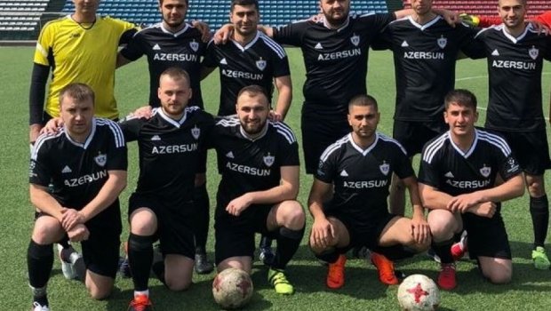 Məktəbli uşaq 