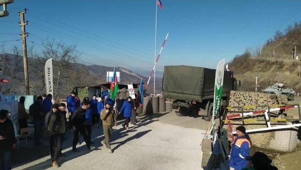Bu gün Laçın yolundan ümumilikdə 15 maşın keçib - VİDEO