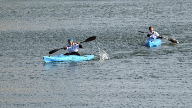 Xəzərdə növbəti avarçəkmə yarışı keçirildi - FOTO 