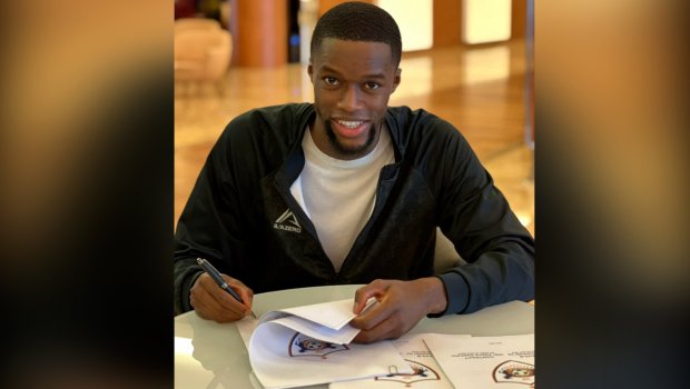 Fransalı hücumçu rəsmən “Qarabağ”da