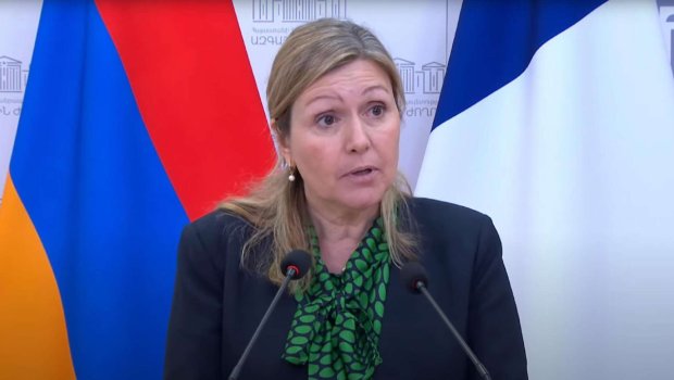 Fransa parlamentinin sədri: 