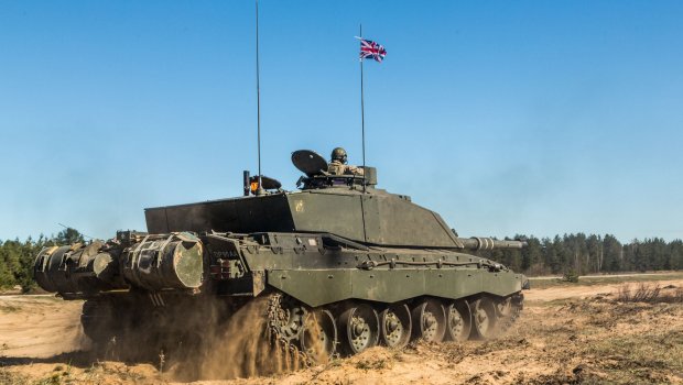 Britaniya Ukraynaya zirehli texnika göndərən ilk Qərb ölkəsi kimi TARİXƏ DÜŞƏCƏK 