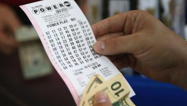 ABŞ-da bir nəfər lotereyada 1,3 milyard dollar uddu